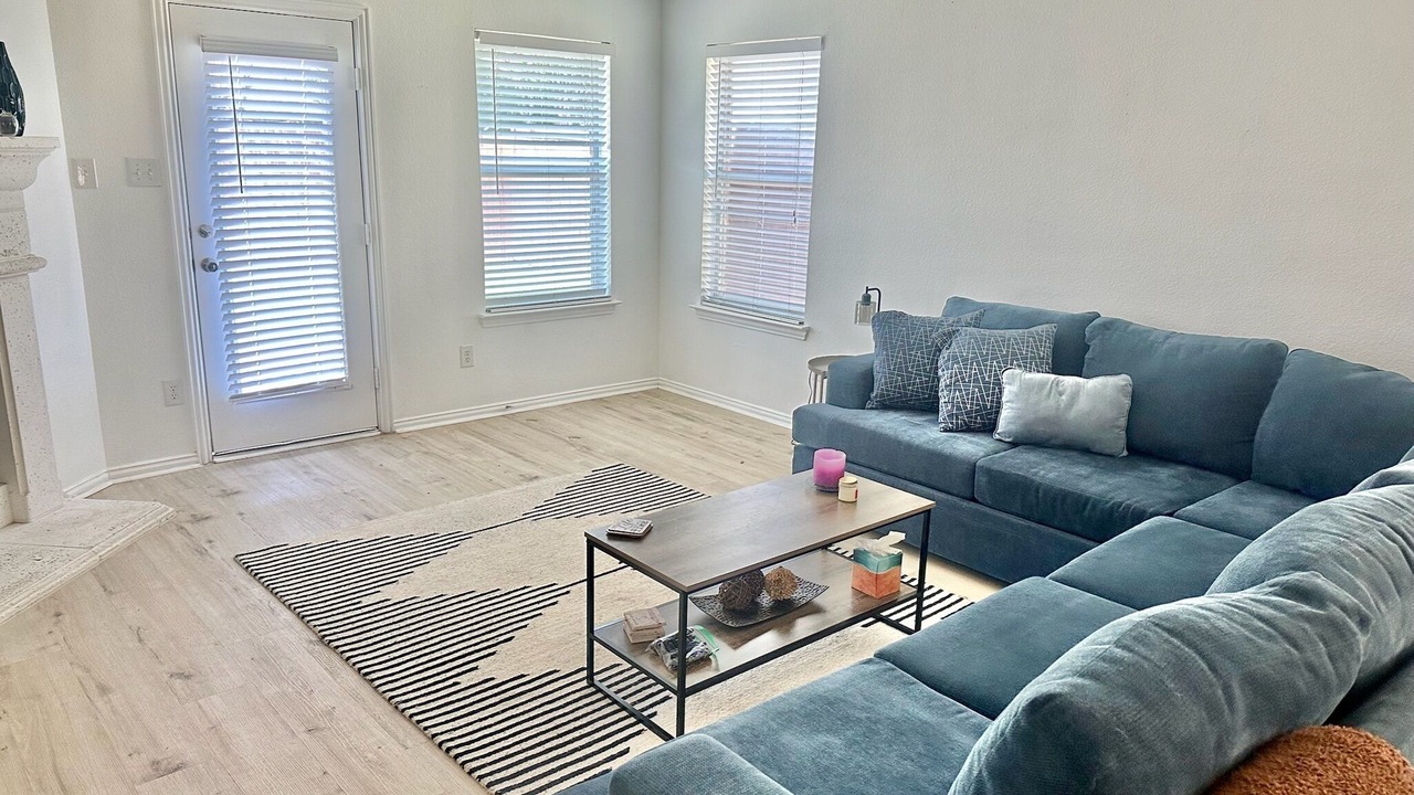 Photo of Livingroom in Little Elm