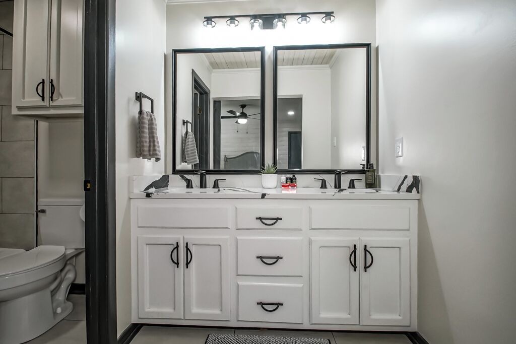 Photo of Bathroom in Park Forest - LA North