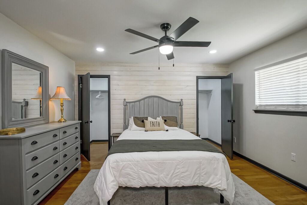 Photo of Bedroom in Park Forest - LA North