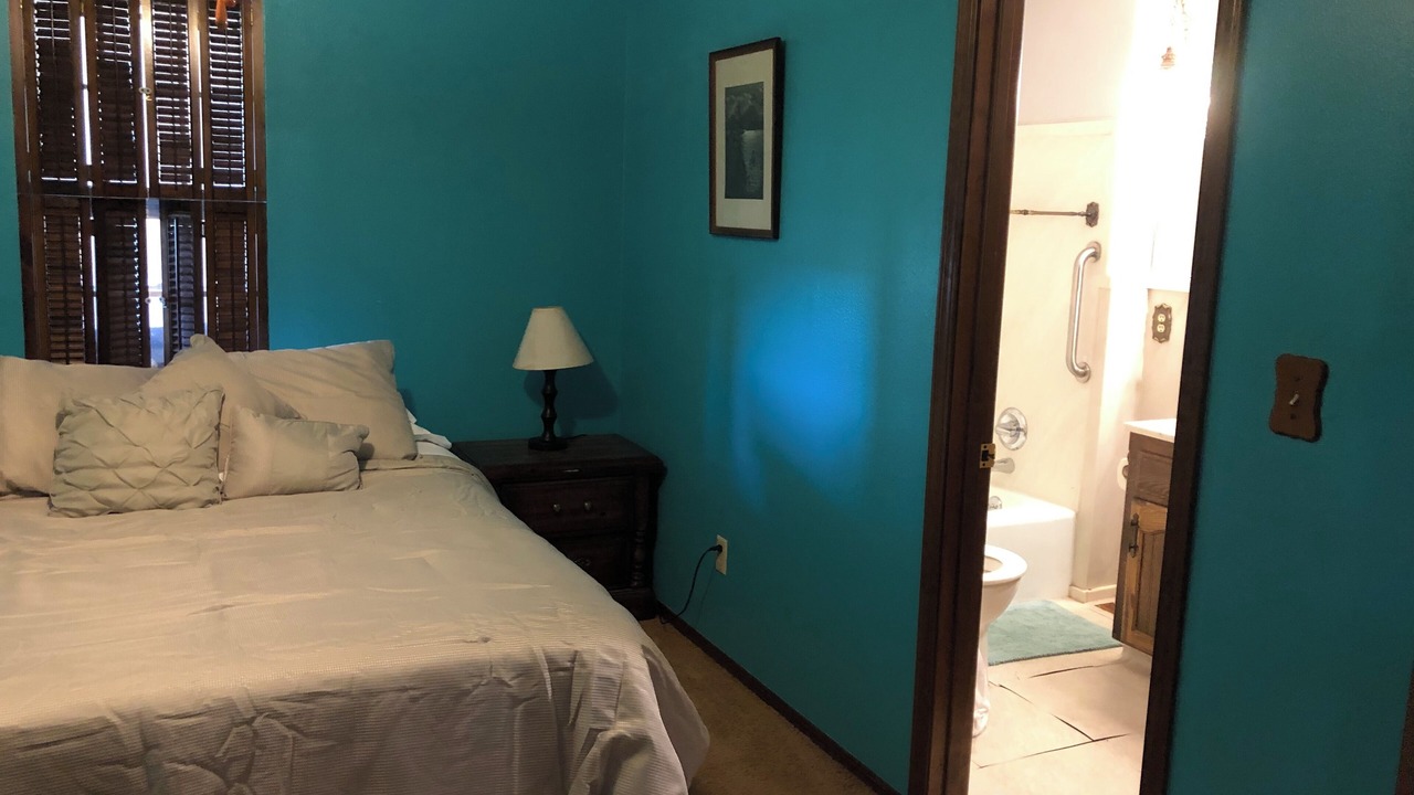Photo of Bedroom in Grady County
