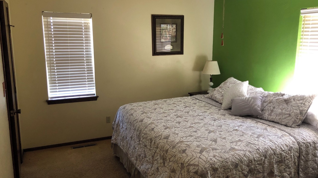 Photo of Bedroom in Grady County