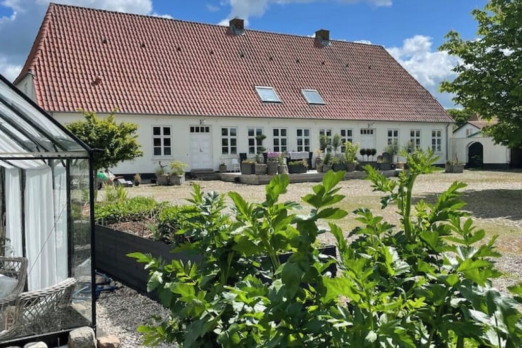 Photo of Outdoor in Genner