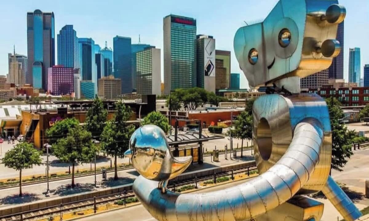 Photo of Others in Deep Ellum