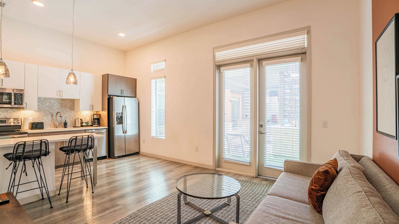 Photo of Livingroom in Downtown Phoenix