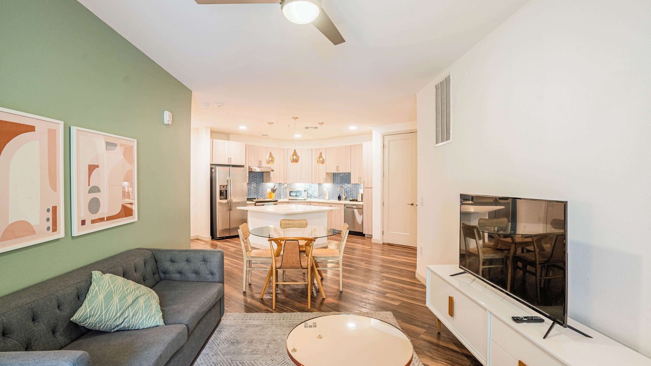 Photo of Livingroom in Downtown Phoenix