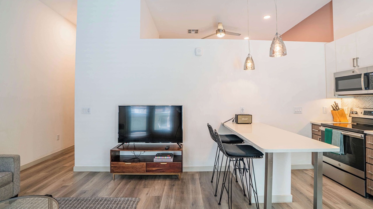Photo of Livingroom in Downtown Phoenix