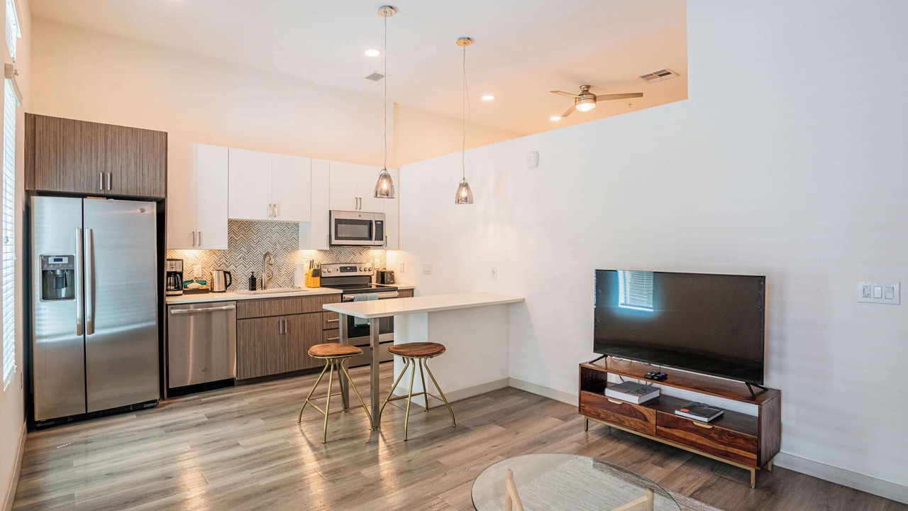 Photo of Livingroom in Downtown Phoenix