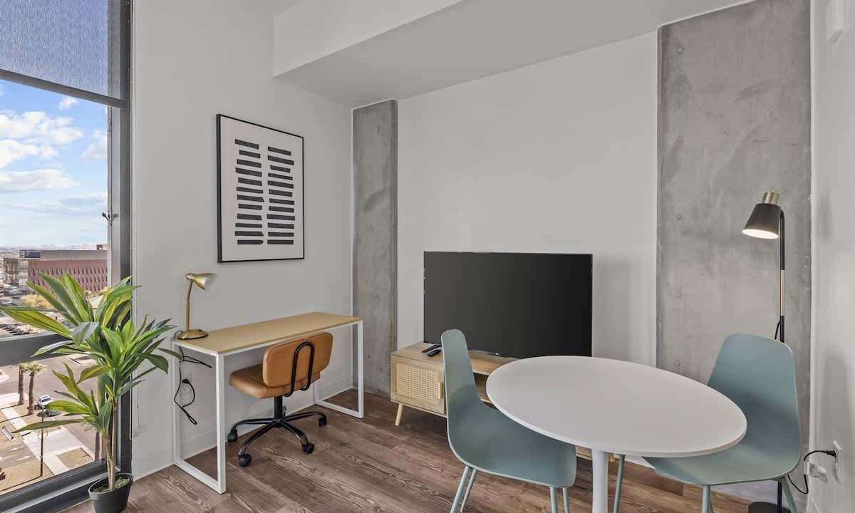 Photo of Livingroom in Evans Churchill