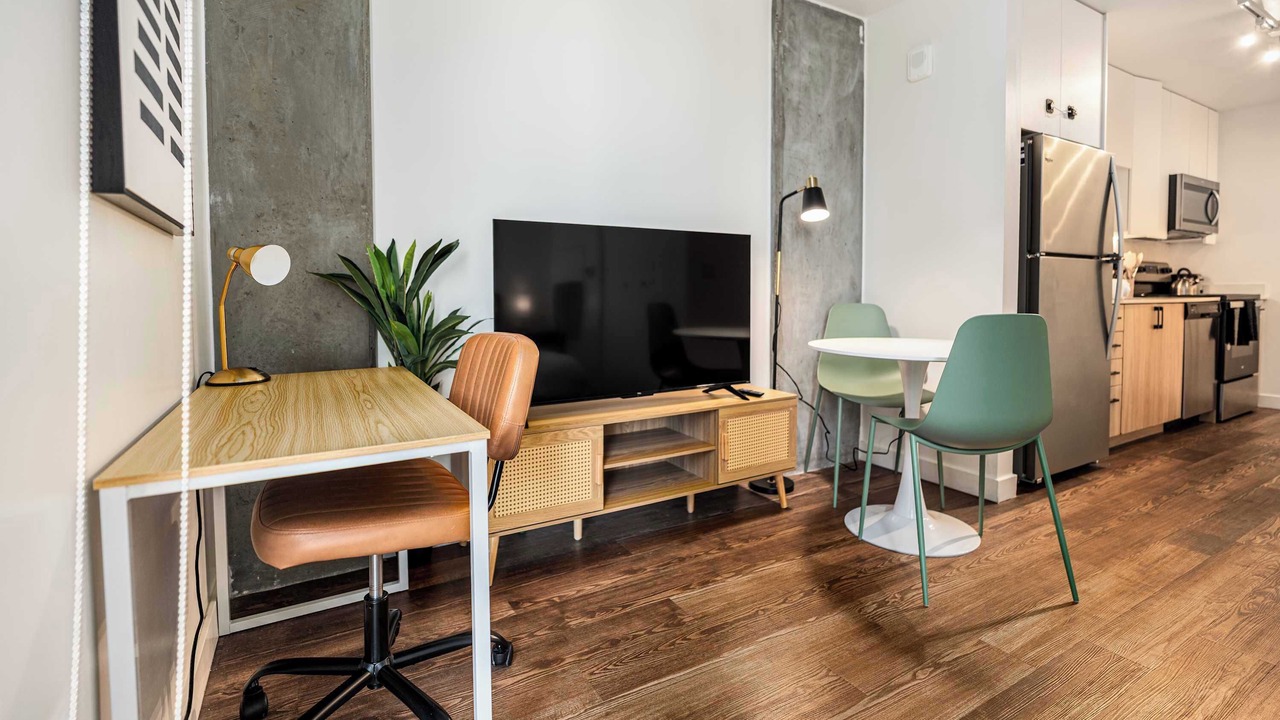 Photo of Livingroom in Evans Churchill