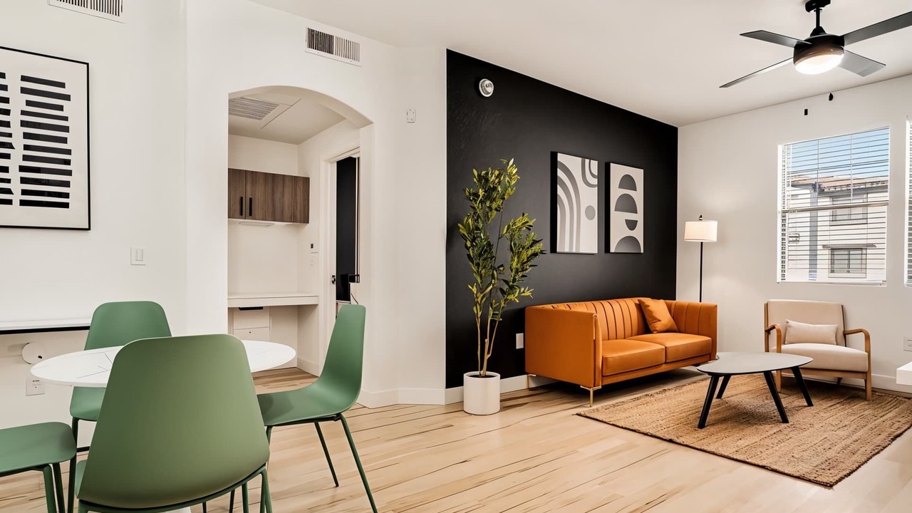 Photo of Livingroom in Glendale Sports and Entertainment District