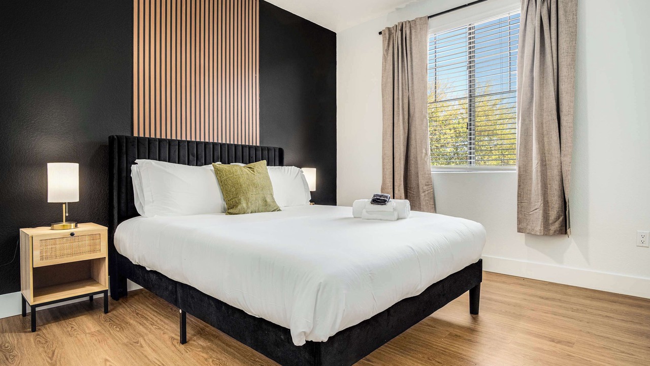 Photo of Bedroom in Glendale Sports and Entertainment District