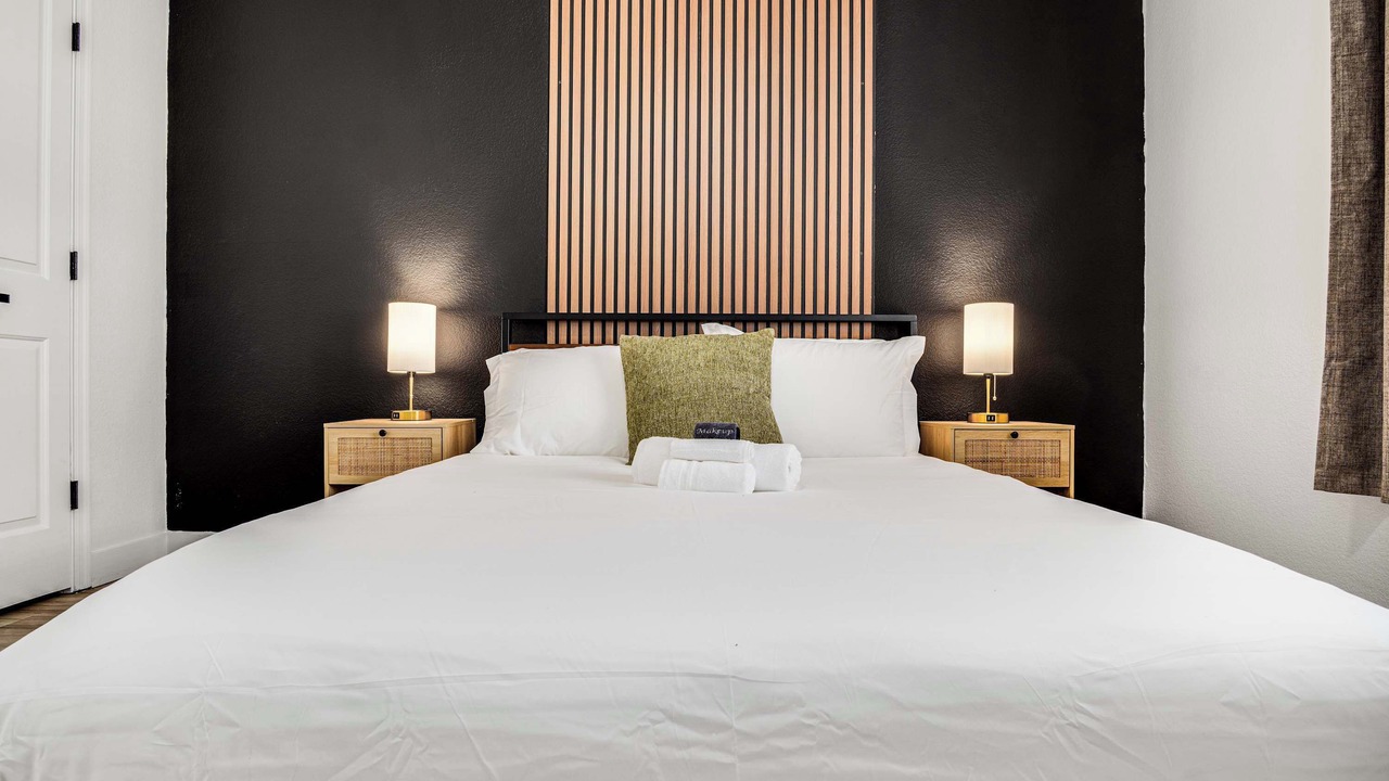 Photo of Bedroom in Glendale Sports and Entertainment District