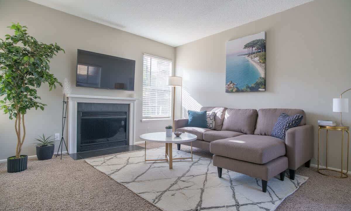 Photo of Livingroom in Far North Dallas