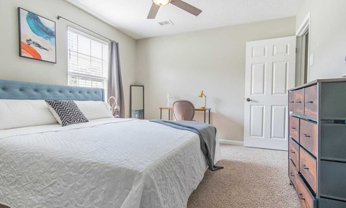 Photo of Bedroom in Far North Dallas