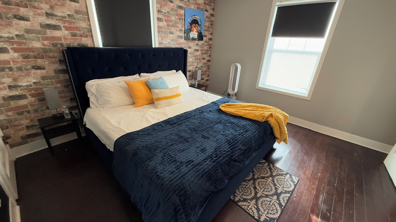 Photo of Bedroom in Fountain Square
