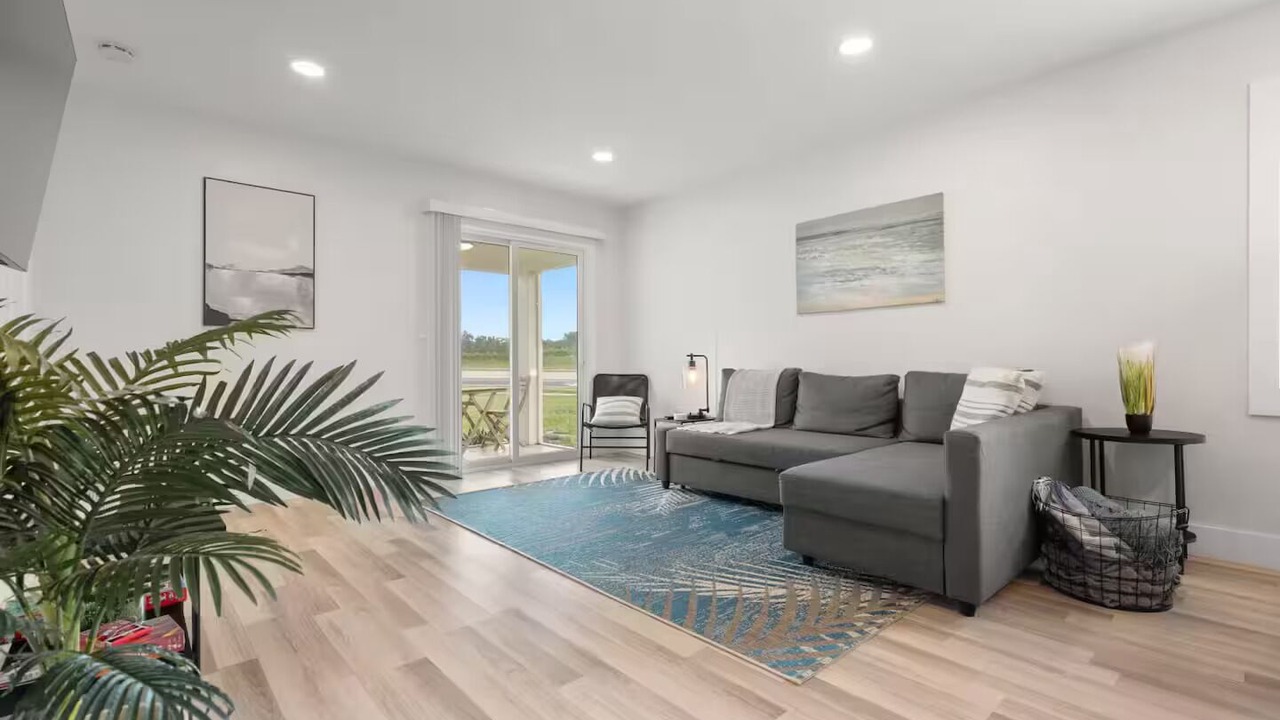 Photo of Livingroom in Osprey