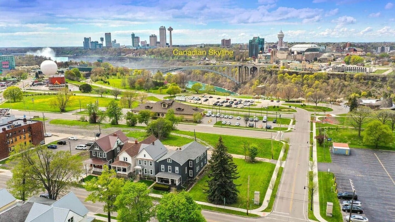 Photo of Outdoor in Downtown Niagara Falls