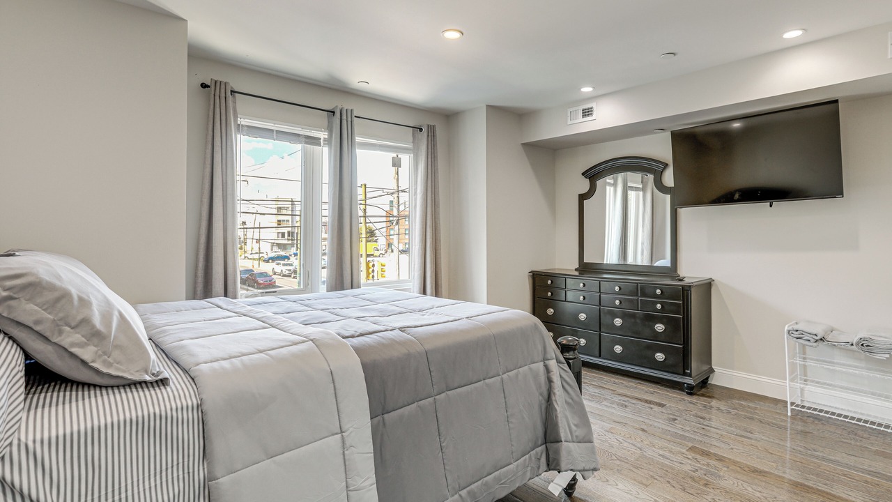 Photo of Bedroom in Point Breeze