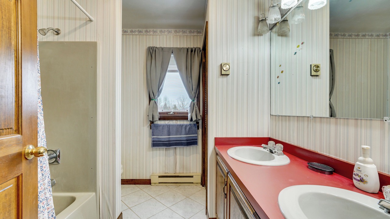 Photo of Bathroom in Little Valley