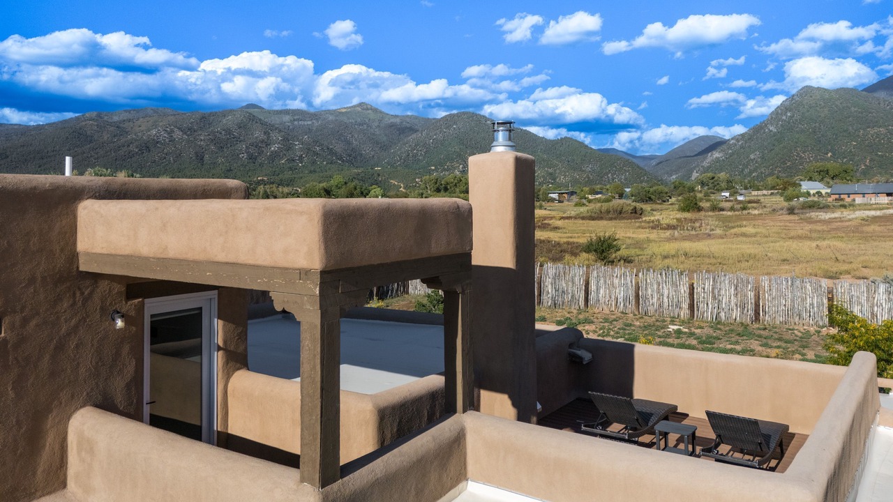 Photo of Patio Balcony in Arroyo Seco