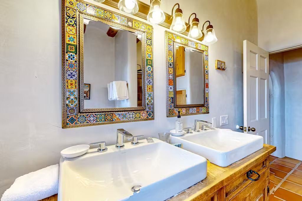 Photo of Bathroom in Arroyo Seco
