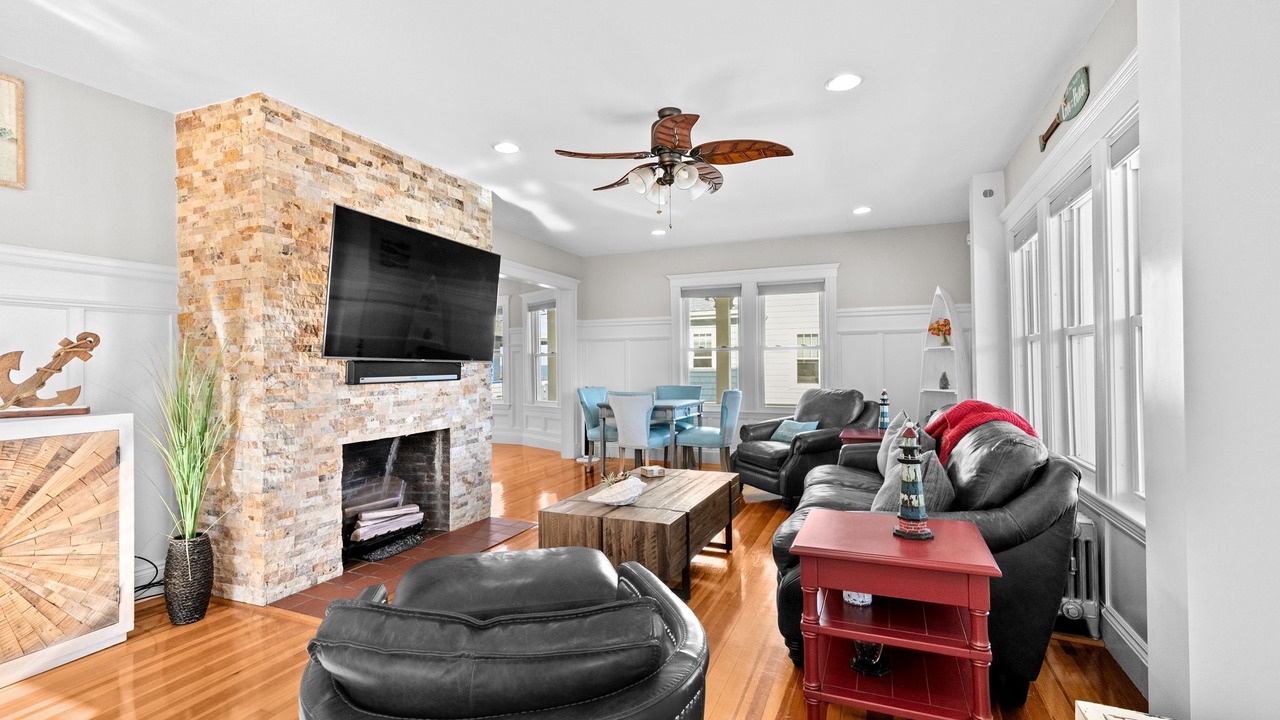 Photo of Livingroom in Waveland