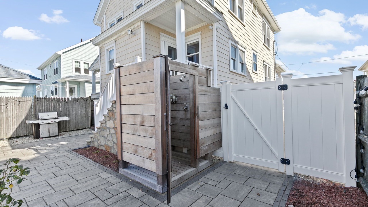 Photo of Patio Balcony in Waveland