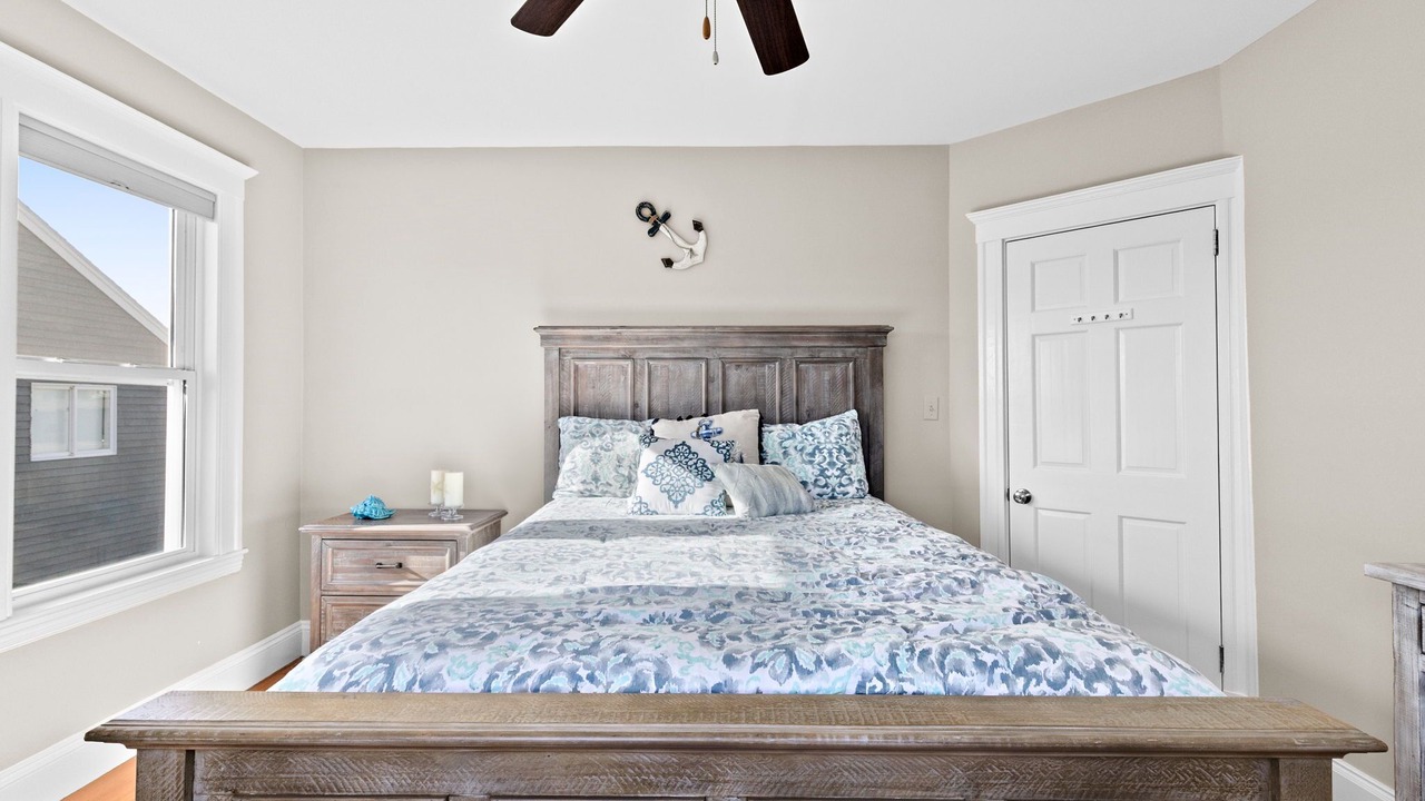 Photo of Bedroom in Waveland