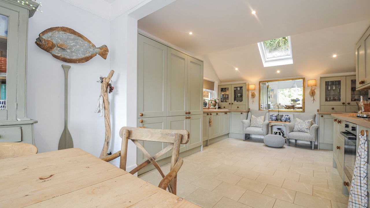 Photo of Others in Looe