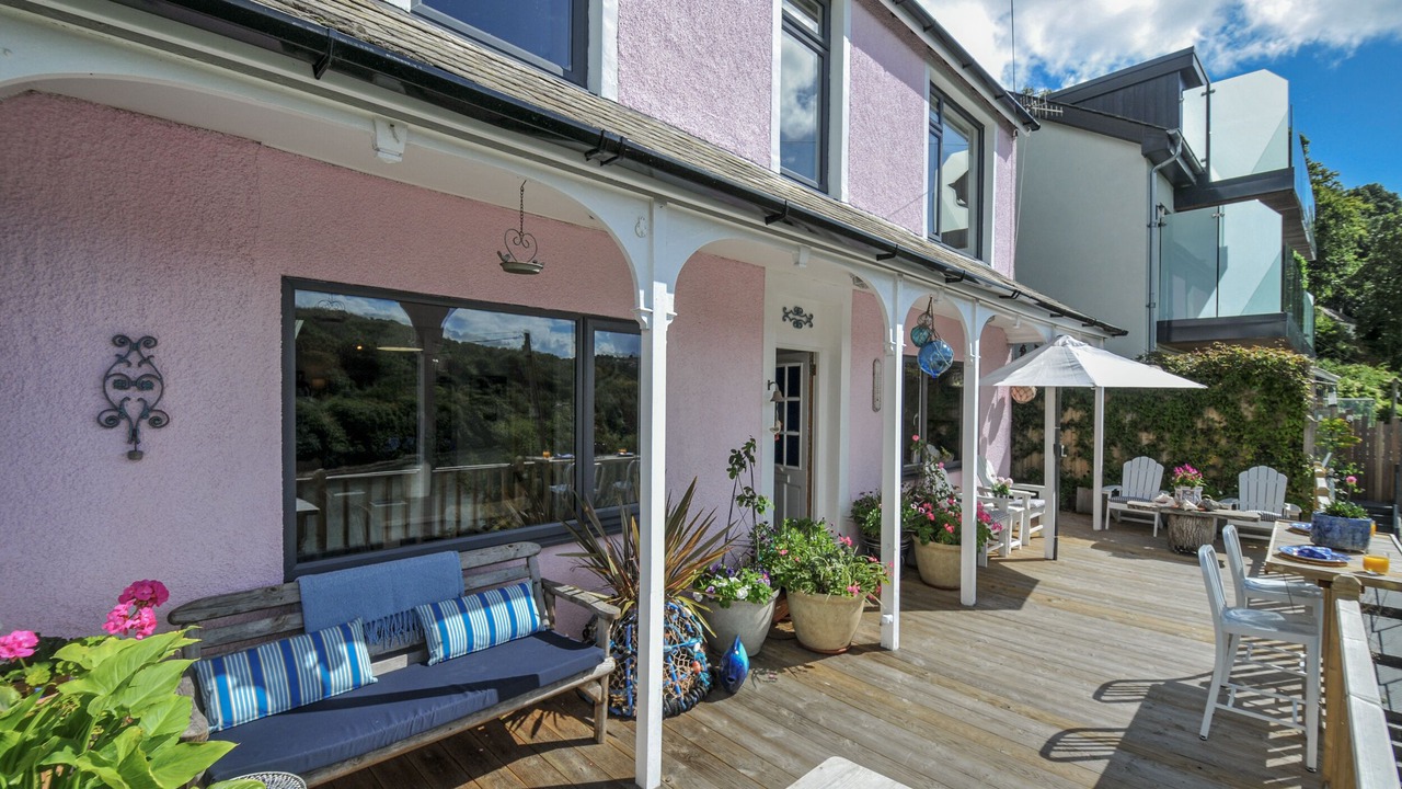 Photo of Outdoor in Looe