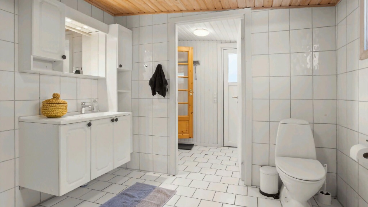Photo of Bathroom in Holloselund