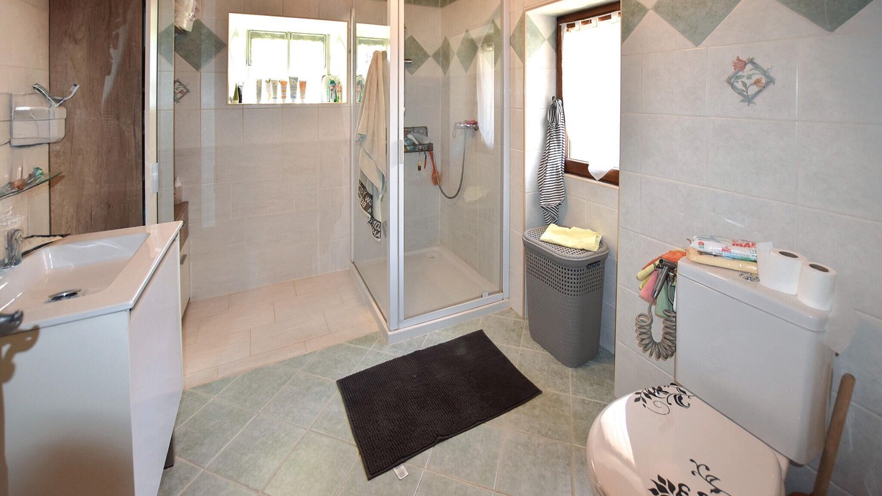Photo of Bathroom in Noyers-sur-Jabron