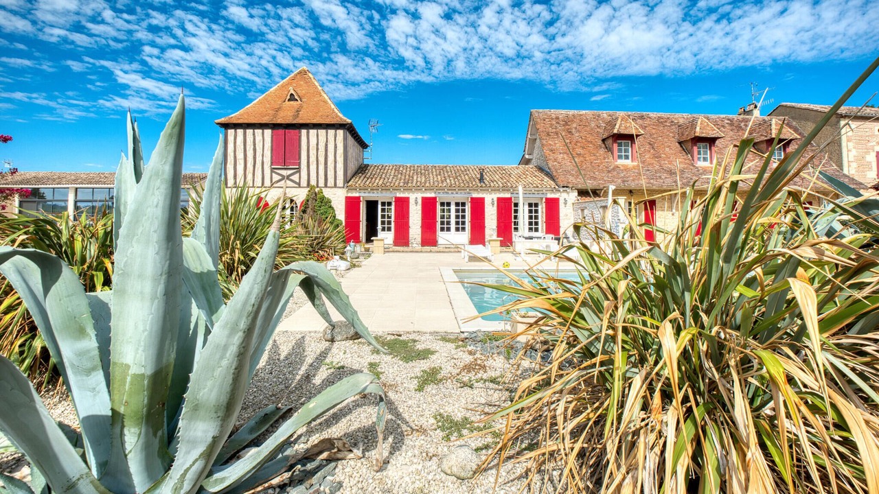 Photo of Others in Gardonne