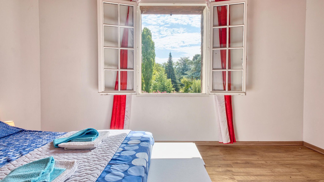 Photo of Others in Gardonne