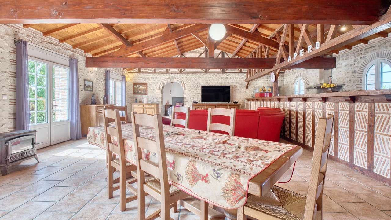 Photo of Bedroom in Gardonne