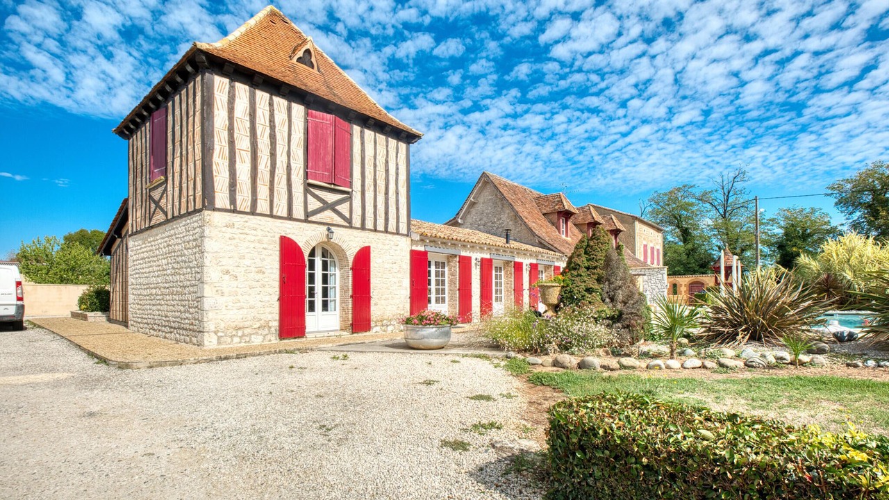 Photo of Others in Gardonne