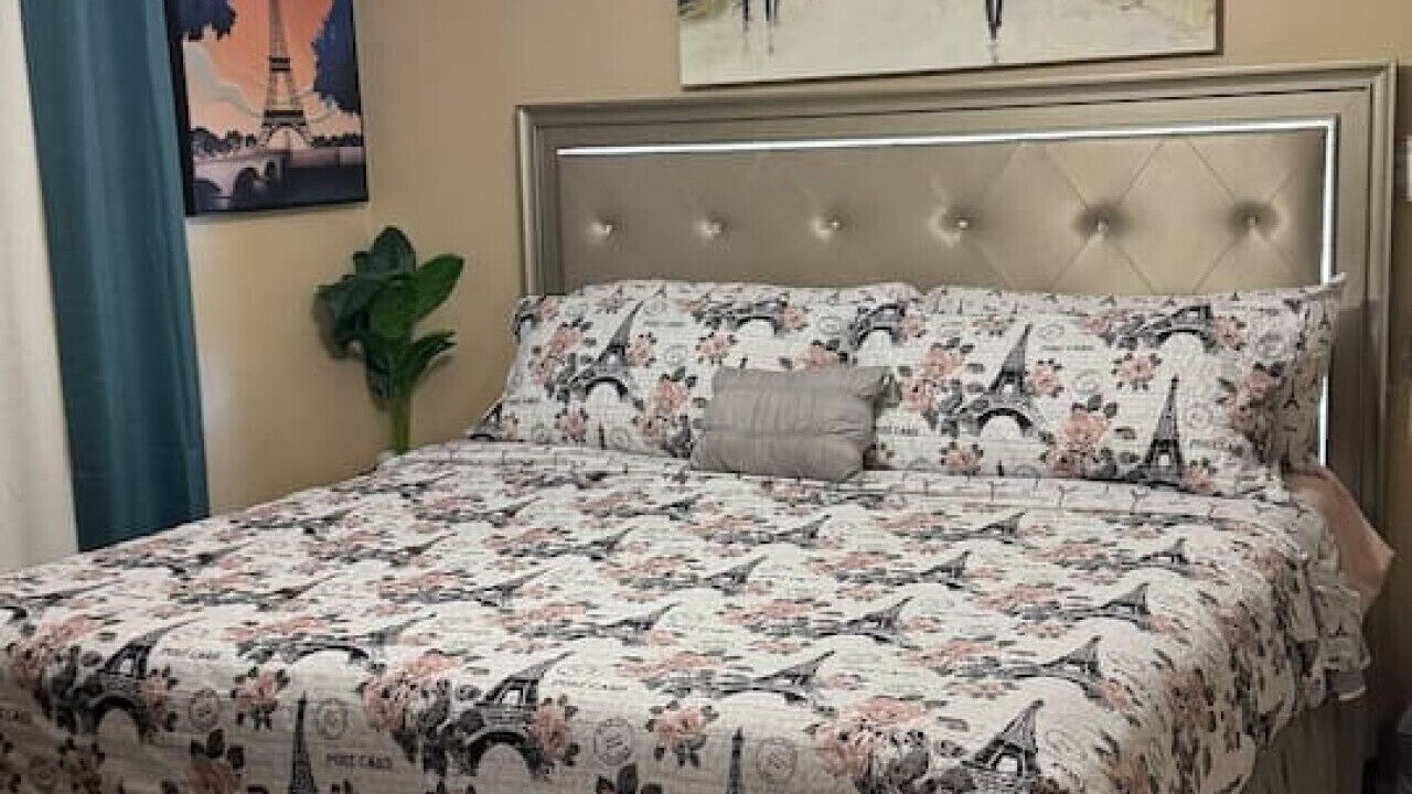 Photo of Bedroom in McHenry