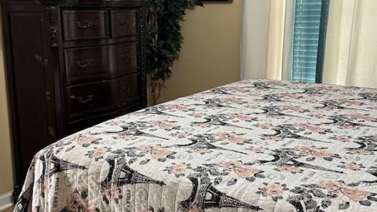 Photo of Bedroom in McHenry