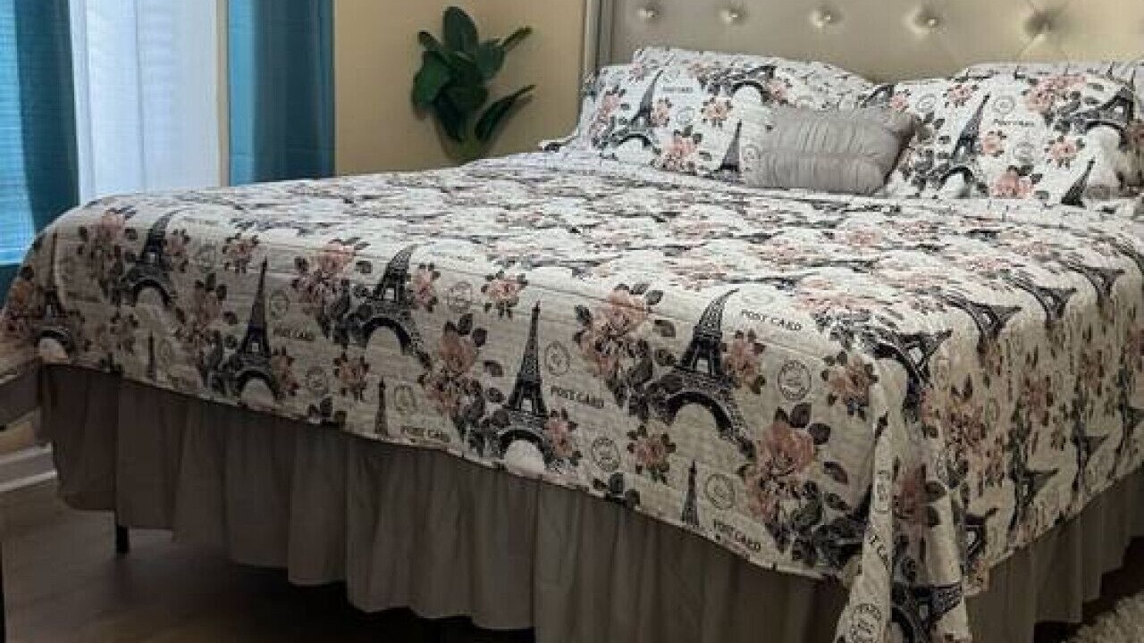 Photo of Bedroom in McHenry