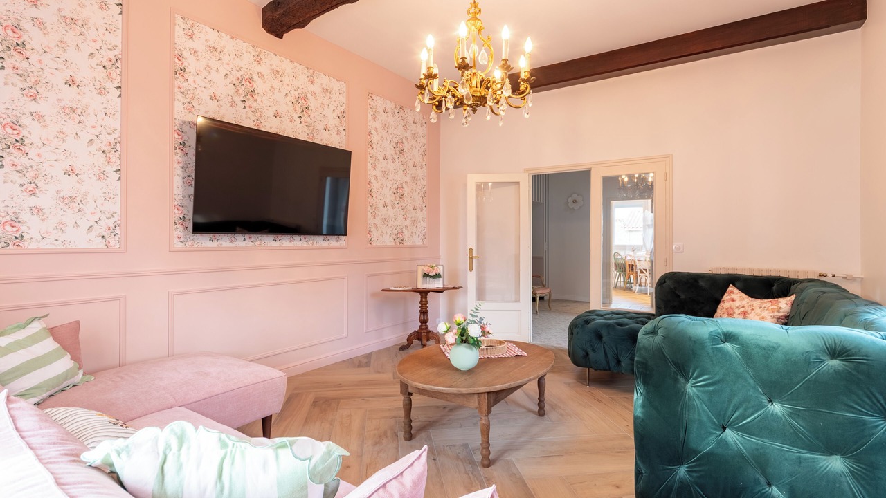 Photo of Livingroom in Saint-Georges-de-Montaigu
