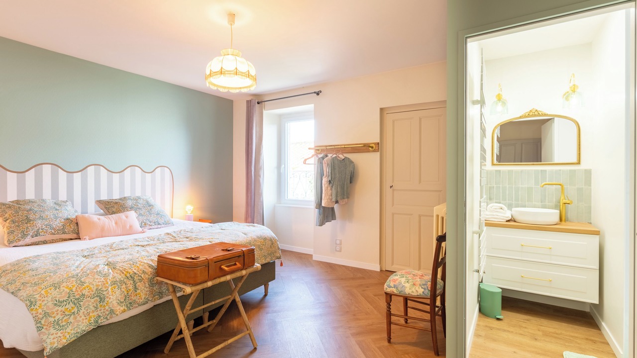 Photo of Bedroom in Saint-Georges-de-Montaigu