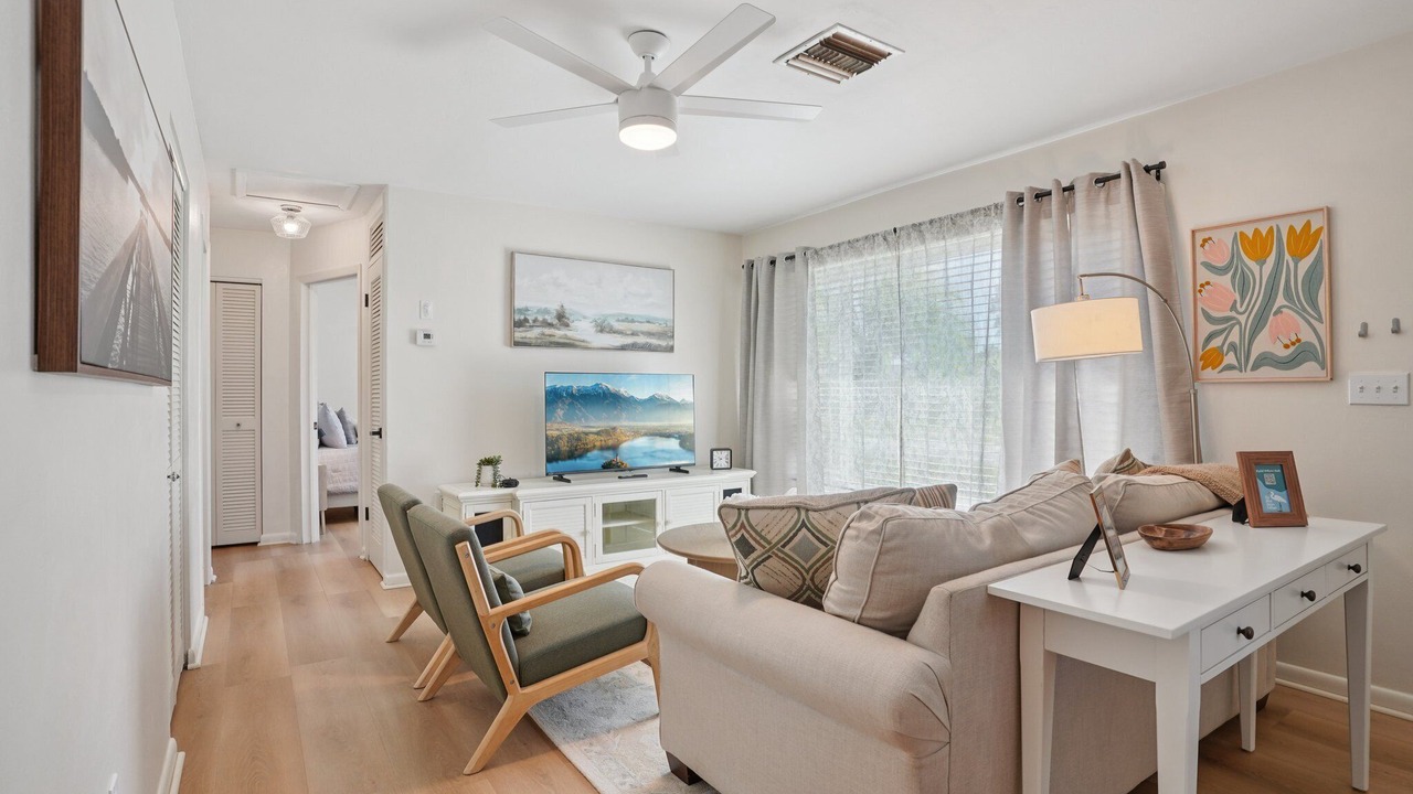 Photo of Livingroom in Deltona Lakes