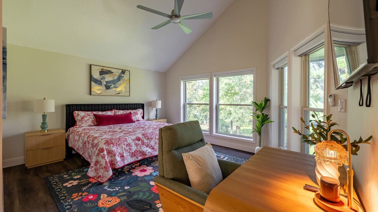 Photo of Bedroom in Conroe
