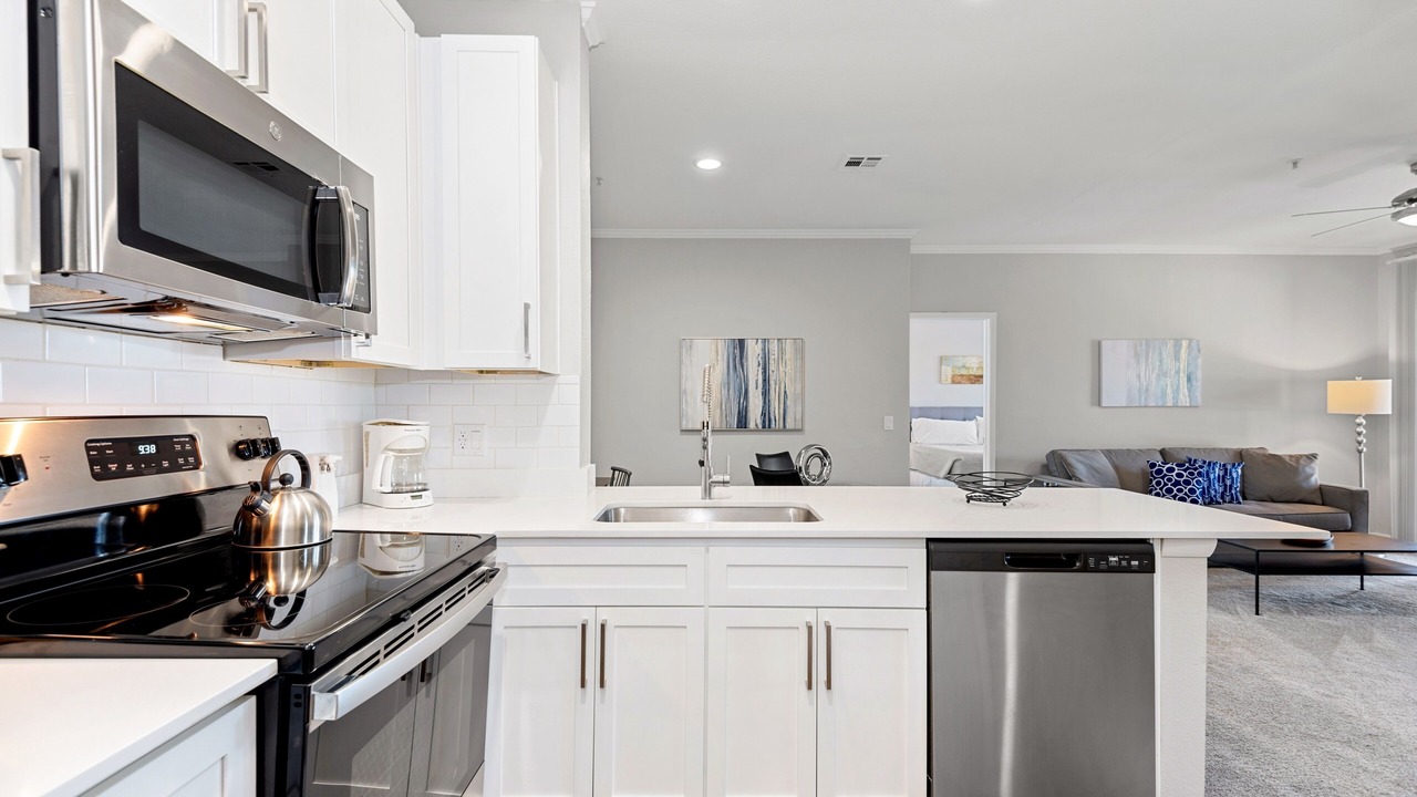 Photo of Kitchen in McDowell Mountain Apartments