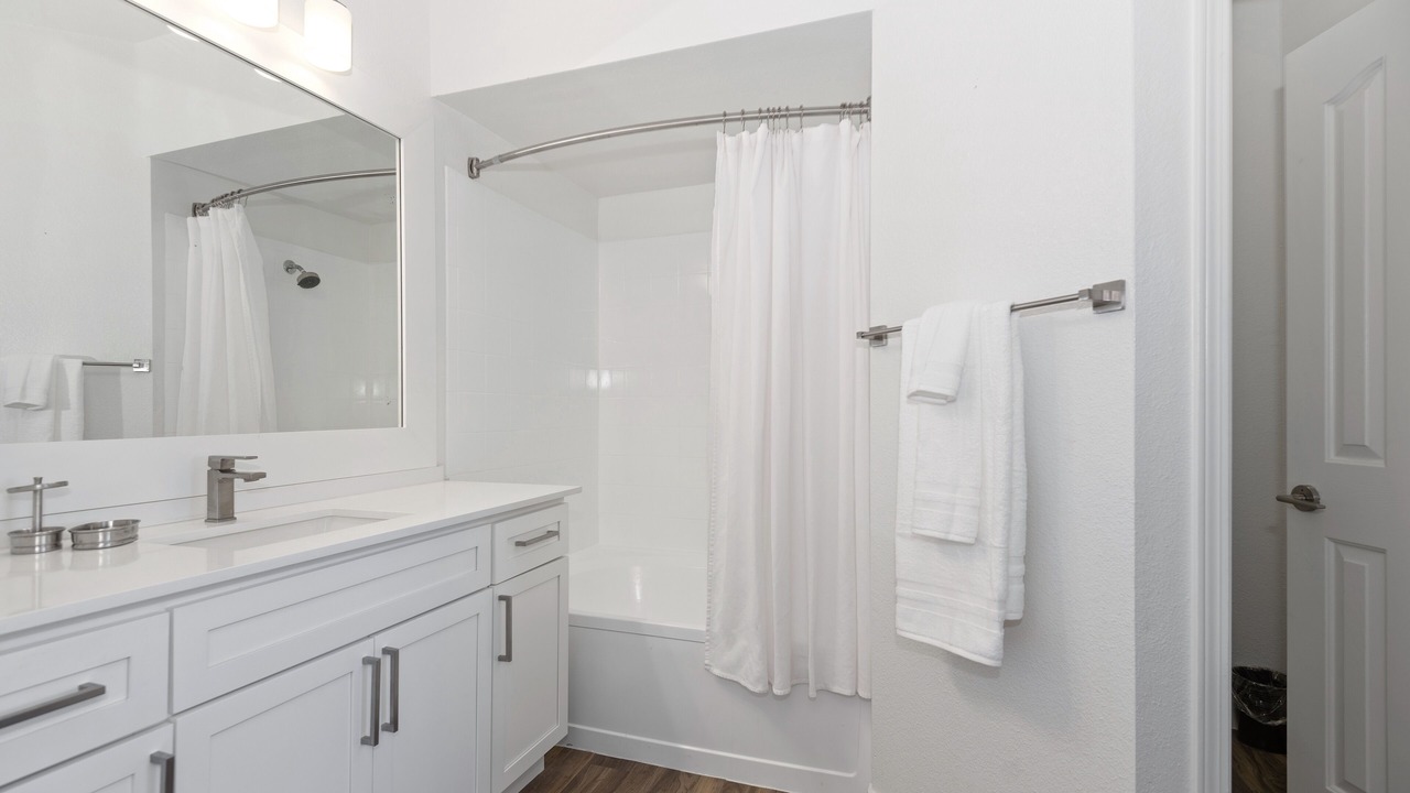 Photo of Bathroom in McDowell Mountain Apartments