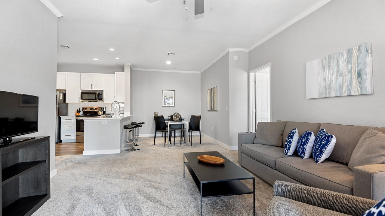 Photo of Livingroom in McDowell Mountain Apartments