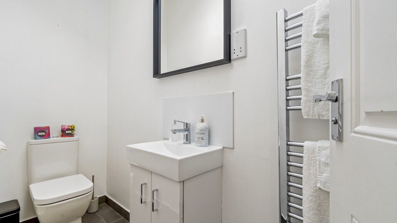 Photo of Bathroom in Old Malden