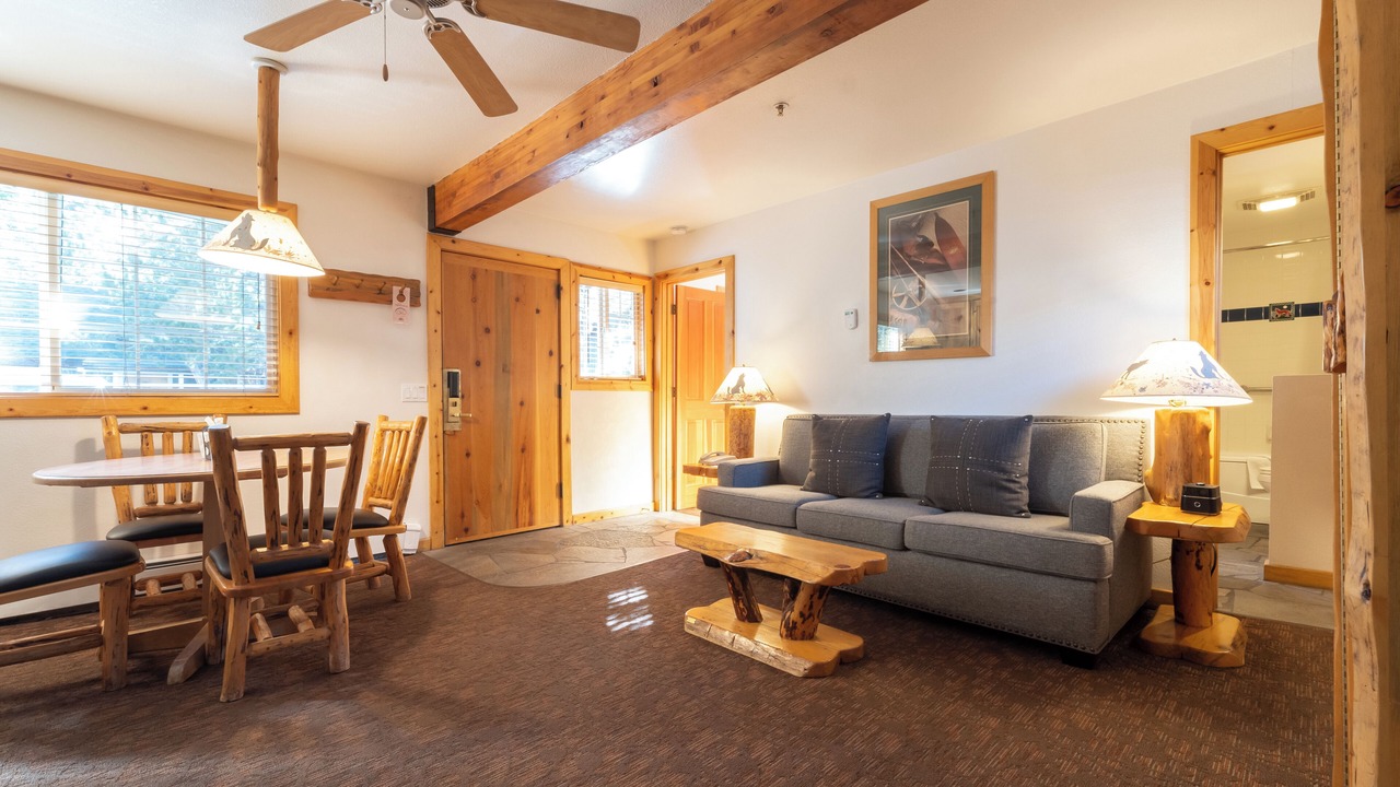 Photo of Livingroom in Tahoya Shores