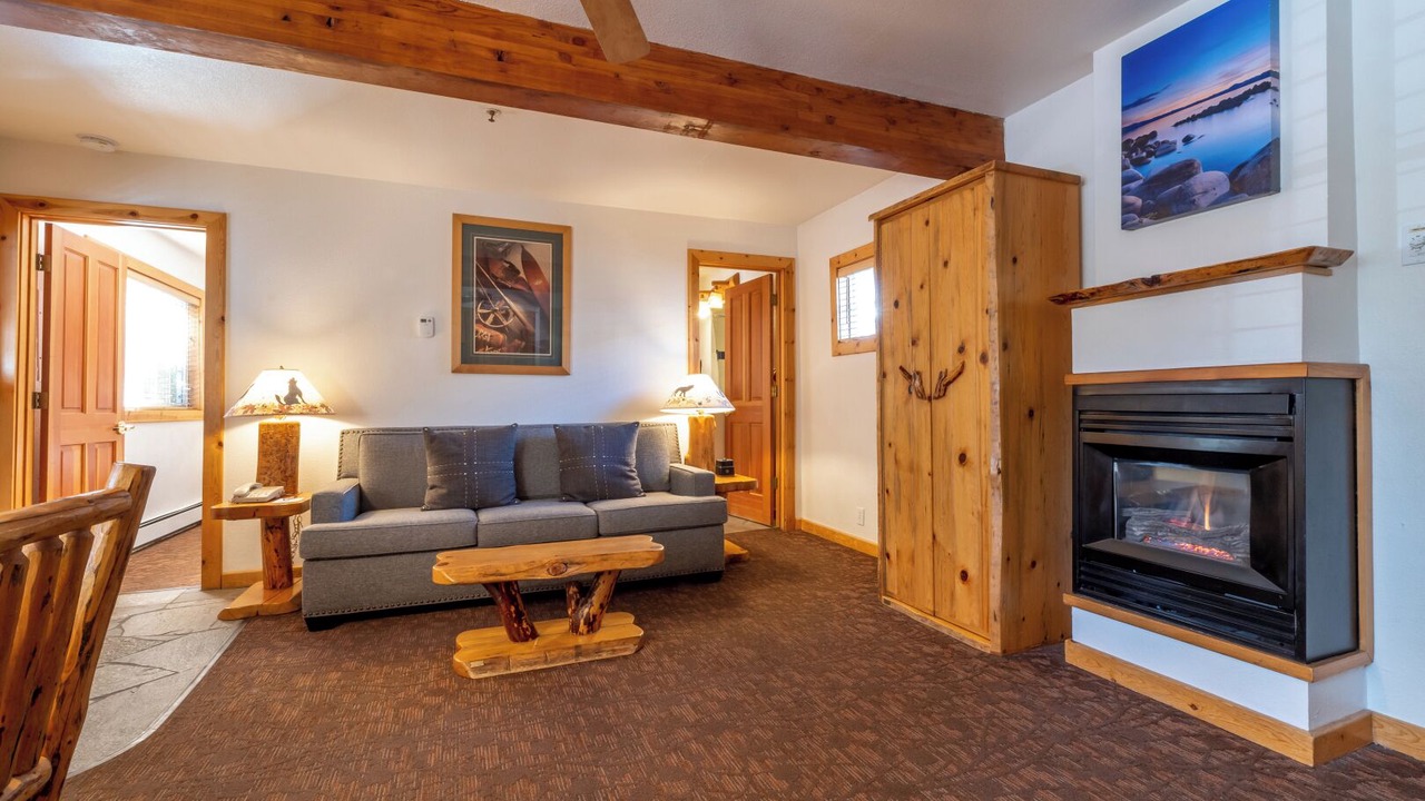 Photo of Livingroom in Tahoya Shores