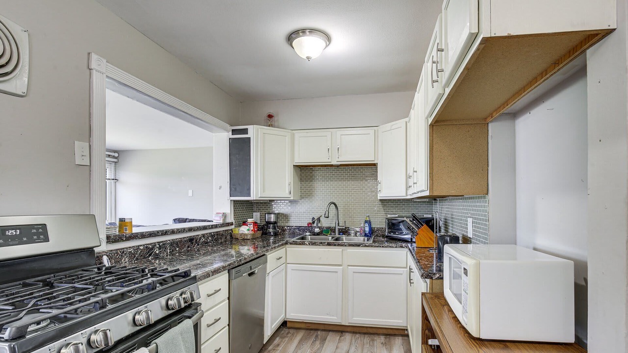 Photo of Kitchen in Airport Township